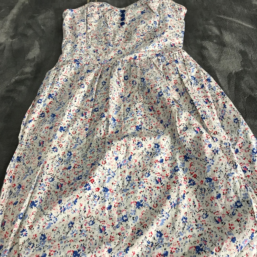 Strapless dress